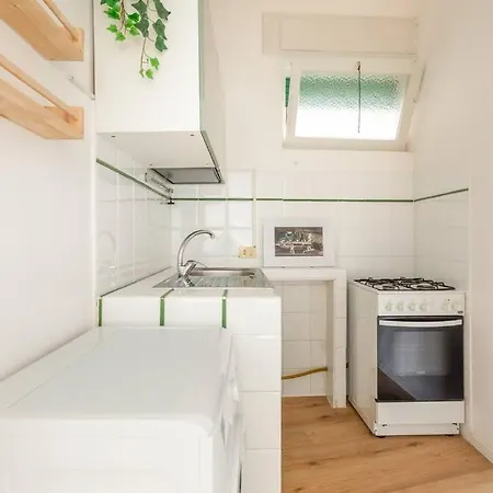 Casa Con Giardino Privato Apartment *