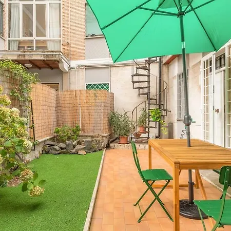 Daire Casa Con Giardino Privato *