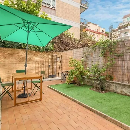 Casa Con Giardino Privato Apartment *